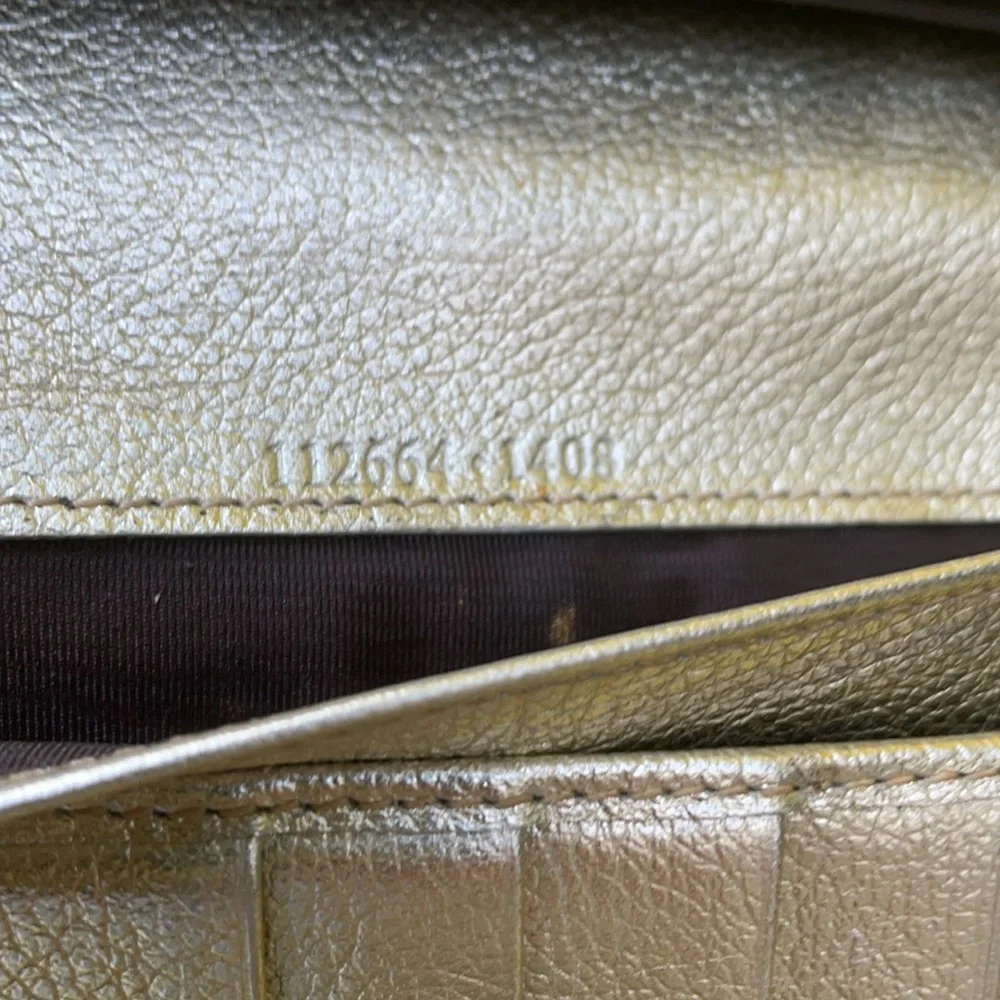 Large Vintage metallic gold Gucci pebbled leather wallet - Picture 11 of 12
